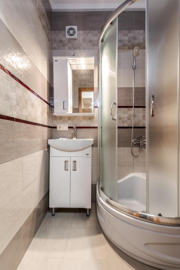 Akademika Hnatyuka Apartment Львов Экстерьер фото