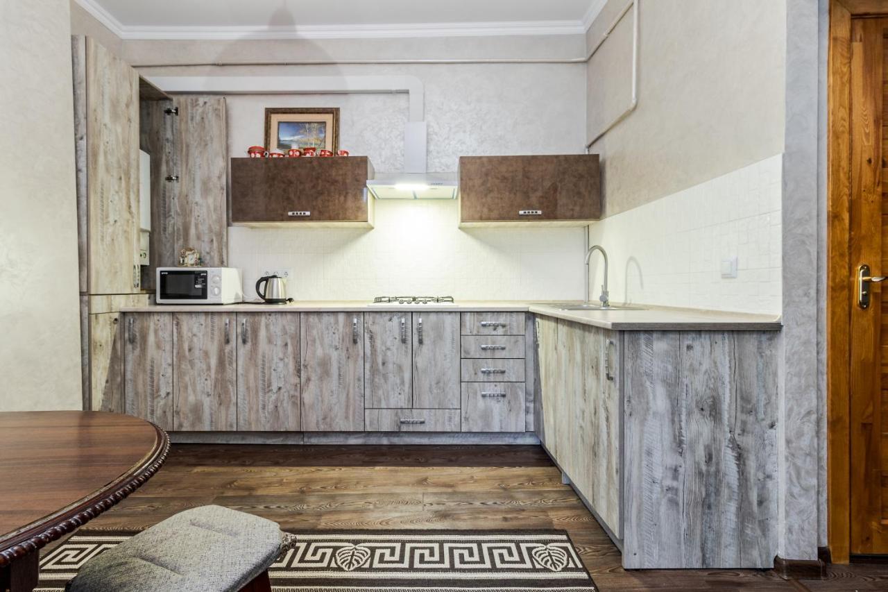 Akademika Hnatyuka Apartment Львов Экстерьер фото